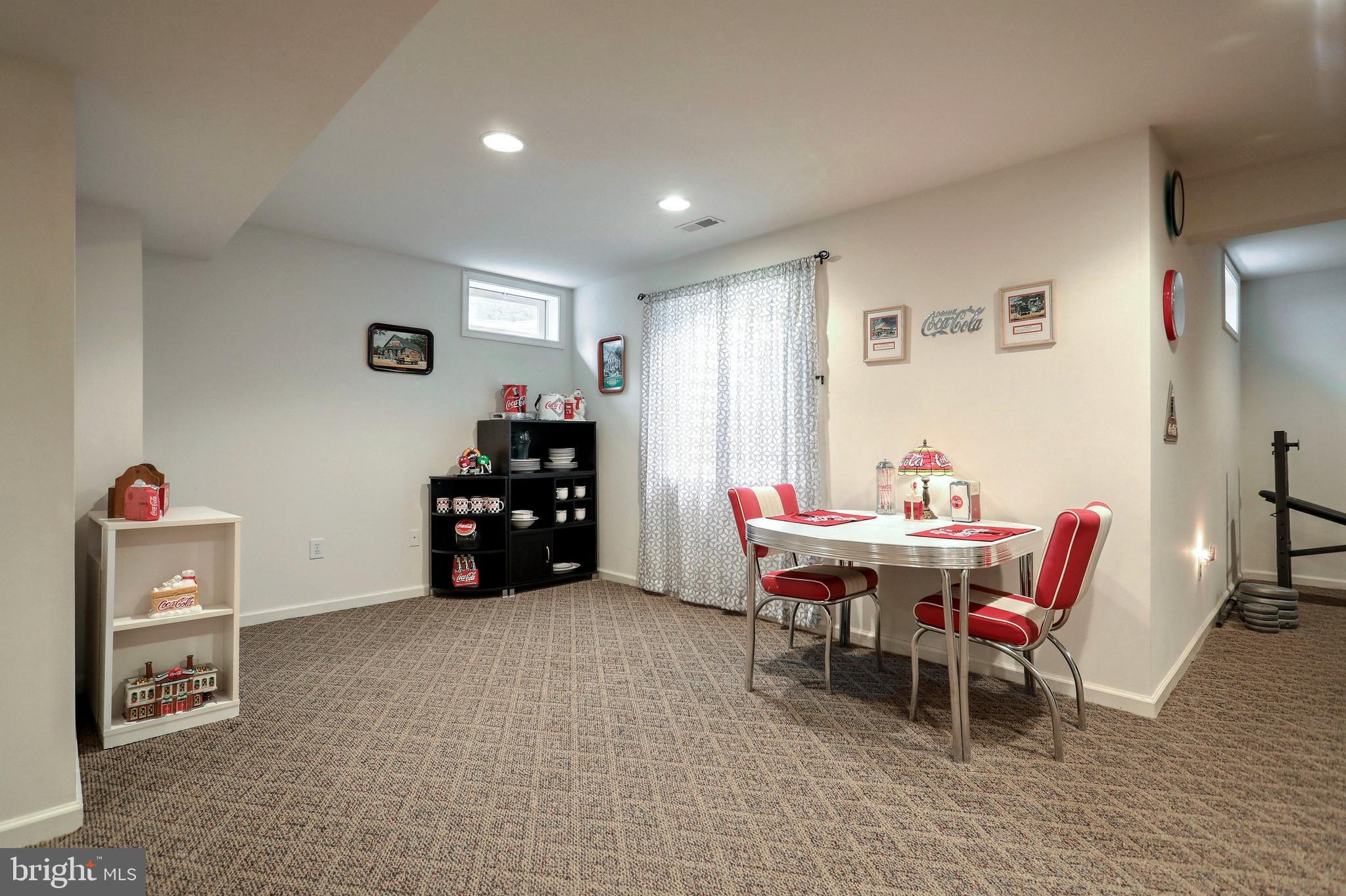 SENECA RIDGE - Residential