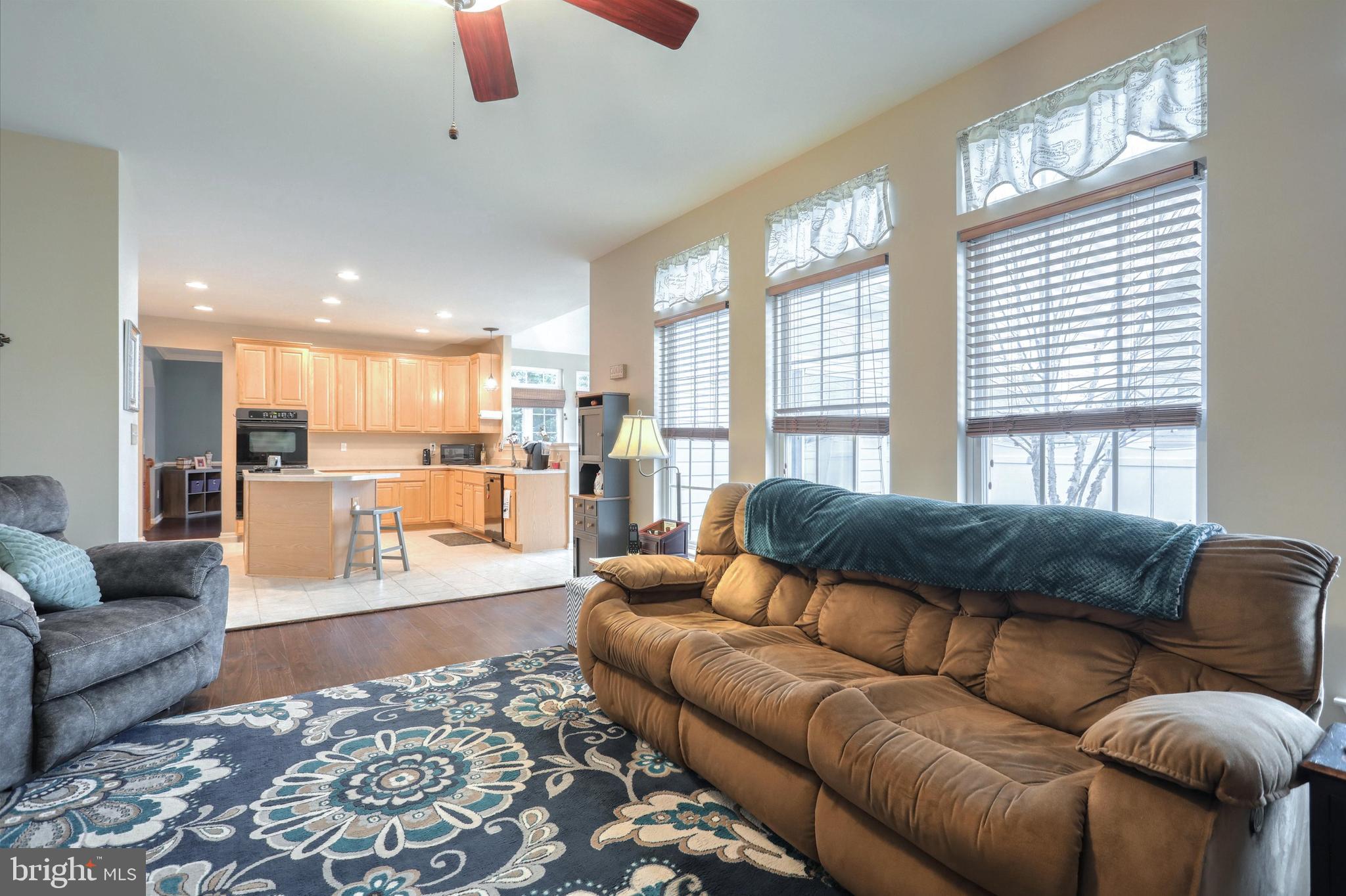 SENECA RIDGE - Residential