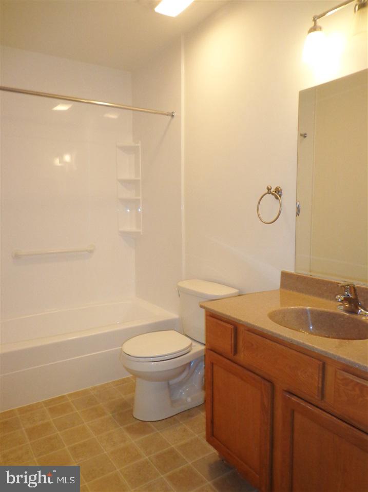 WASHINGTON SQUARE - Residential