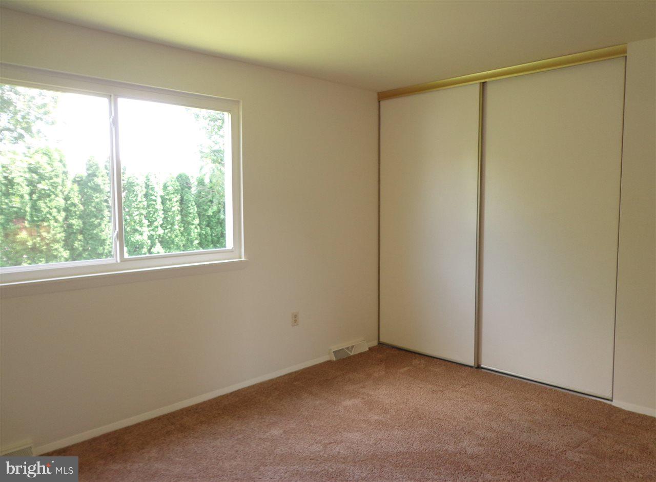 WASHINGTON SQUARE - Residential