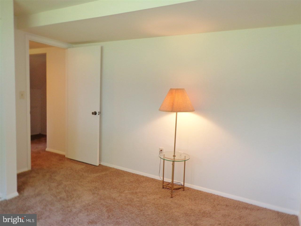 WASHINGTON SQUARE - Residential