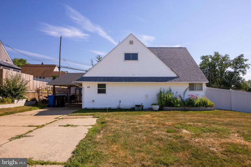 Handyman Special! This home is nearly done and you can finish it for a great price. The home has 4 bedrooms and 2 full bathrooms. Three of the four bedrooms are completed and 1 of the 2 full bathrooms are completed. All you would need to do and you can finish this beautiful home. This is a great opportunity for someone to put the finishing touches on a beautiful home. Priced to sell! Schedule your showing today!