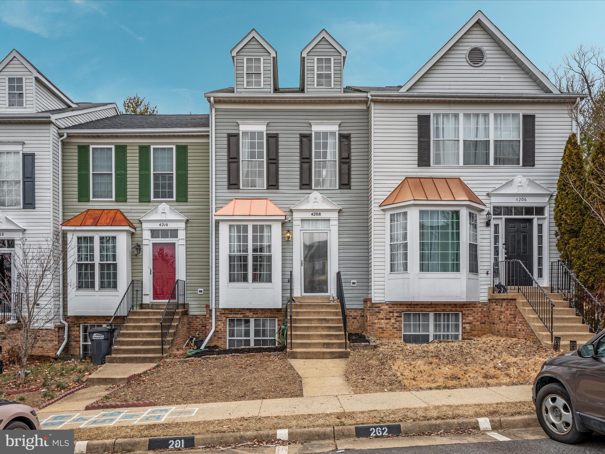 MONTCLAIR MEWS - Residential