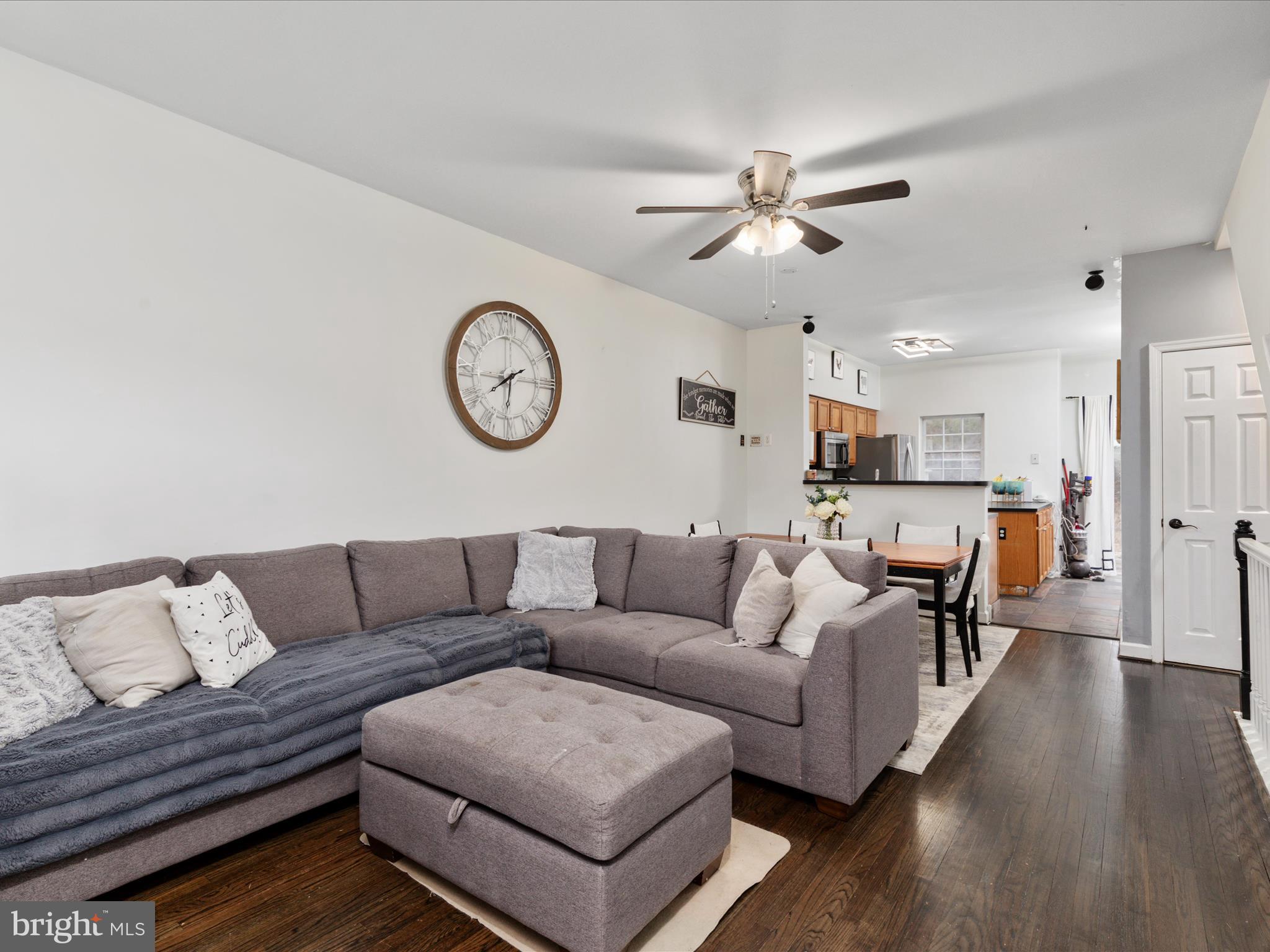 MONTCLAIR MEWS - Residential