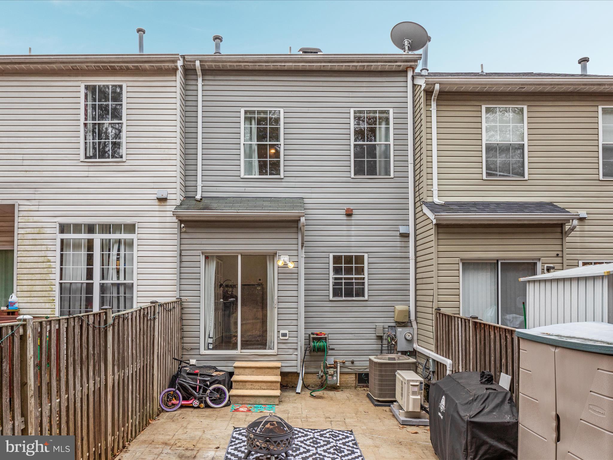 MONTCLAIR MEWS - Residential