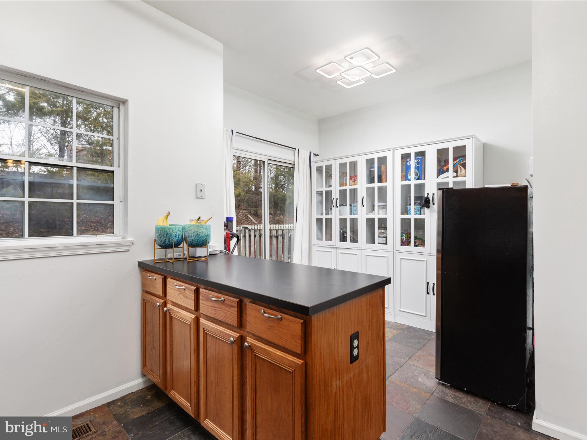 MONTCLAIR MEWS - Residential