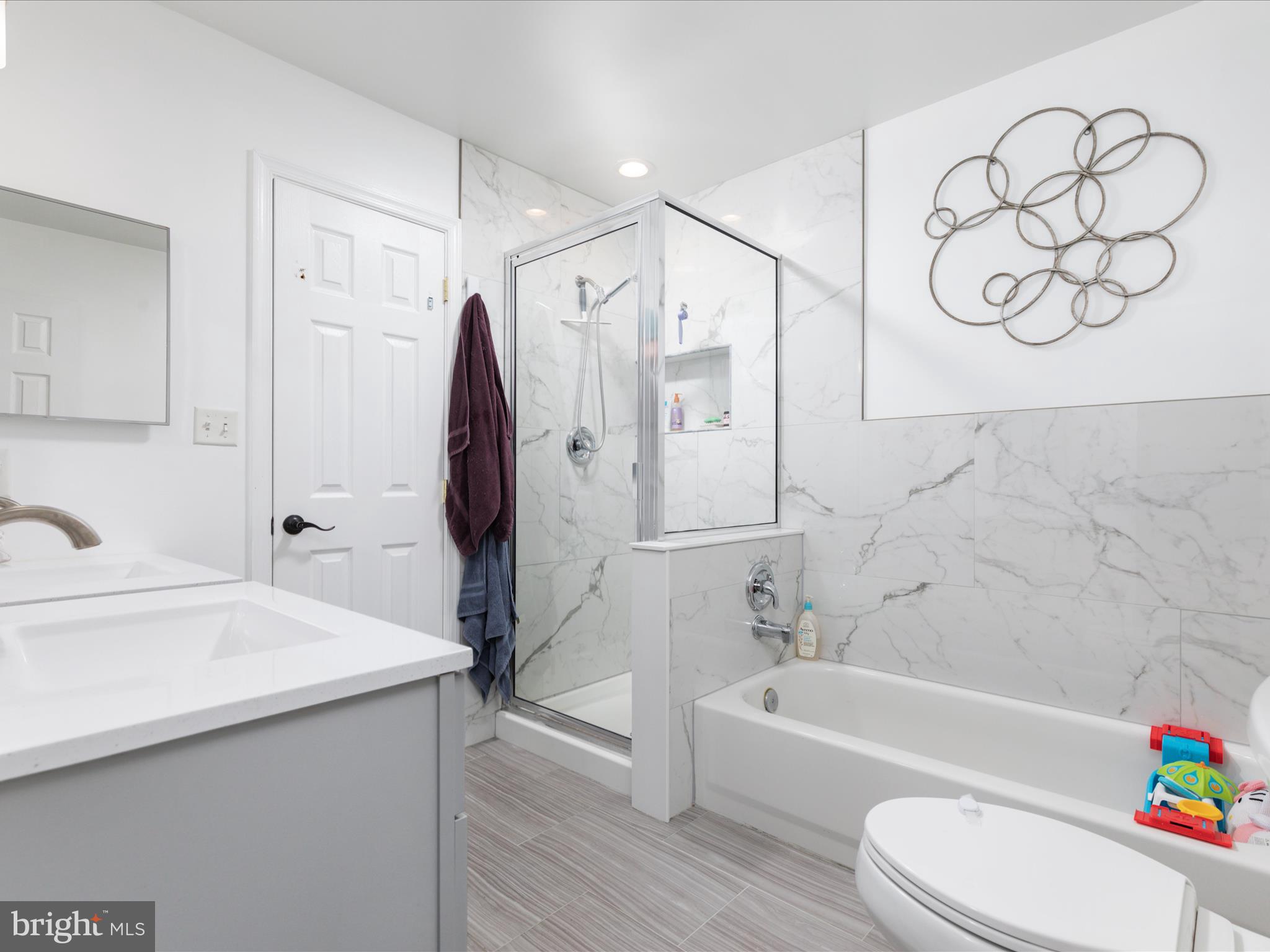 MONTCLAIR MEWS - Residential