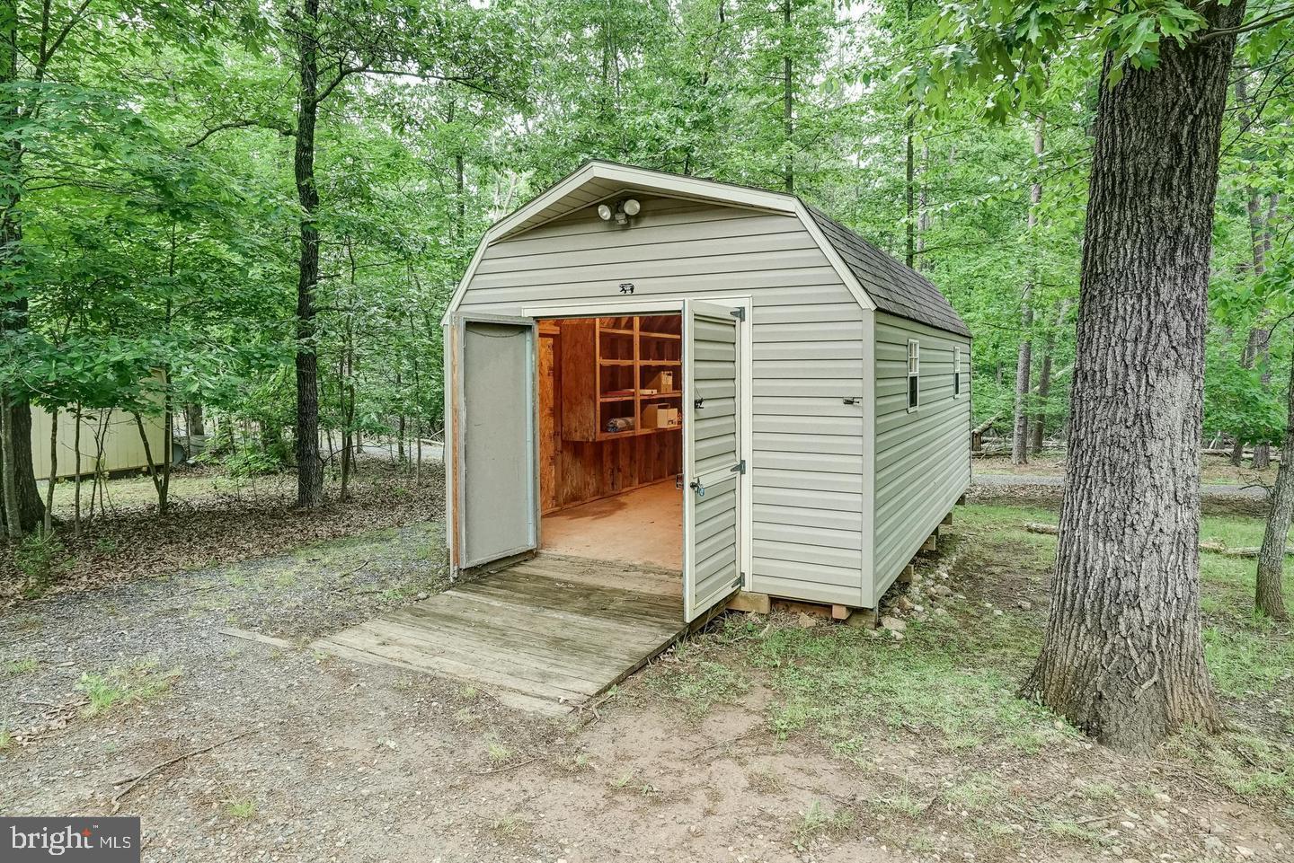 WINDWOOD COVES - Residential