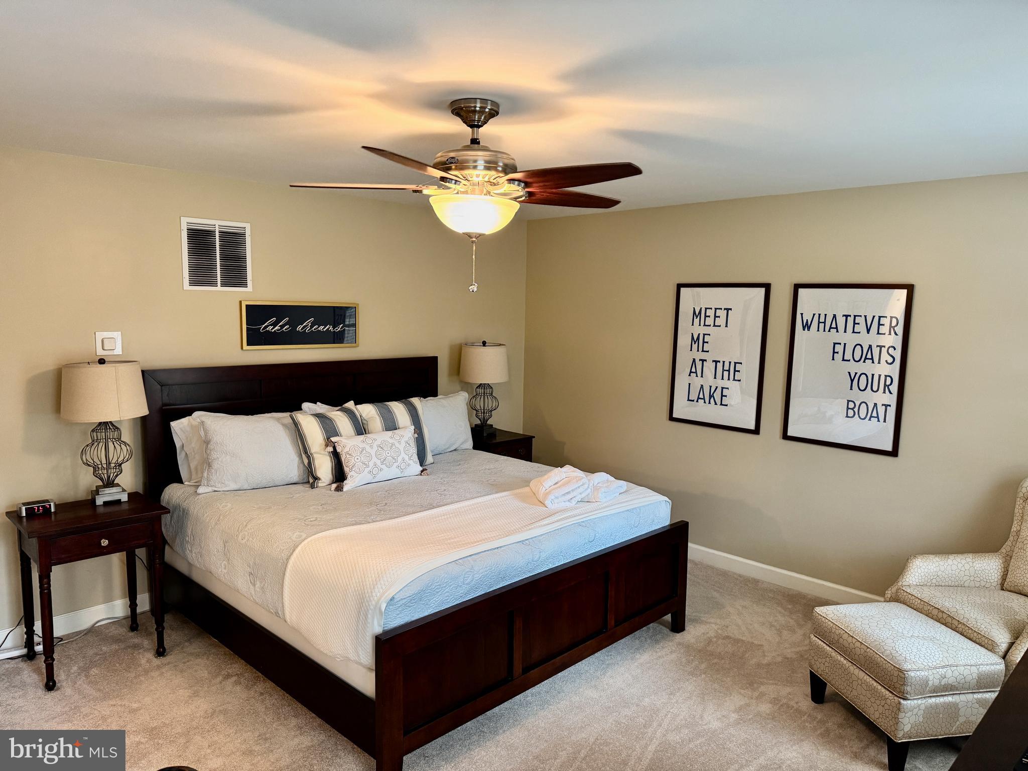 WINDWOOD COVES - Residential