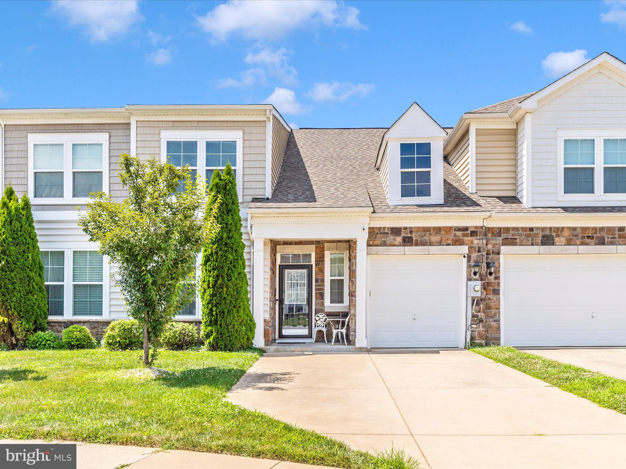 ROSEWOOD VILLAGE - Residential