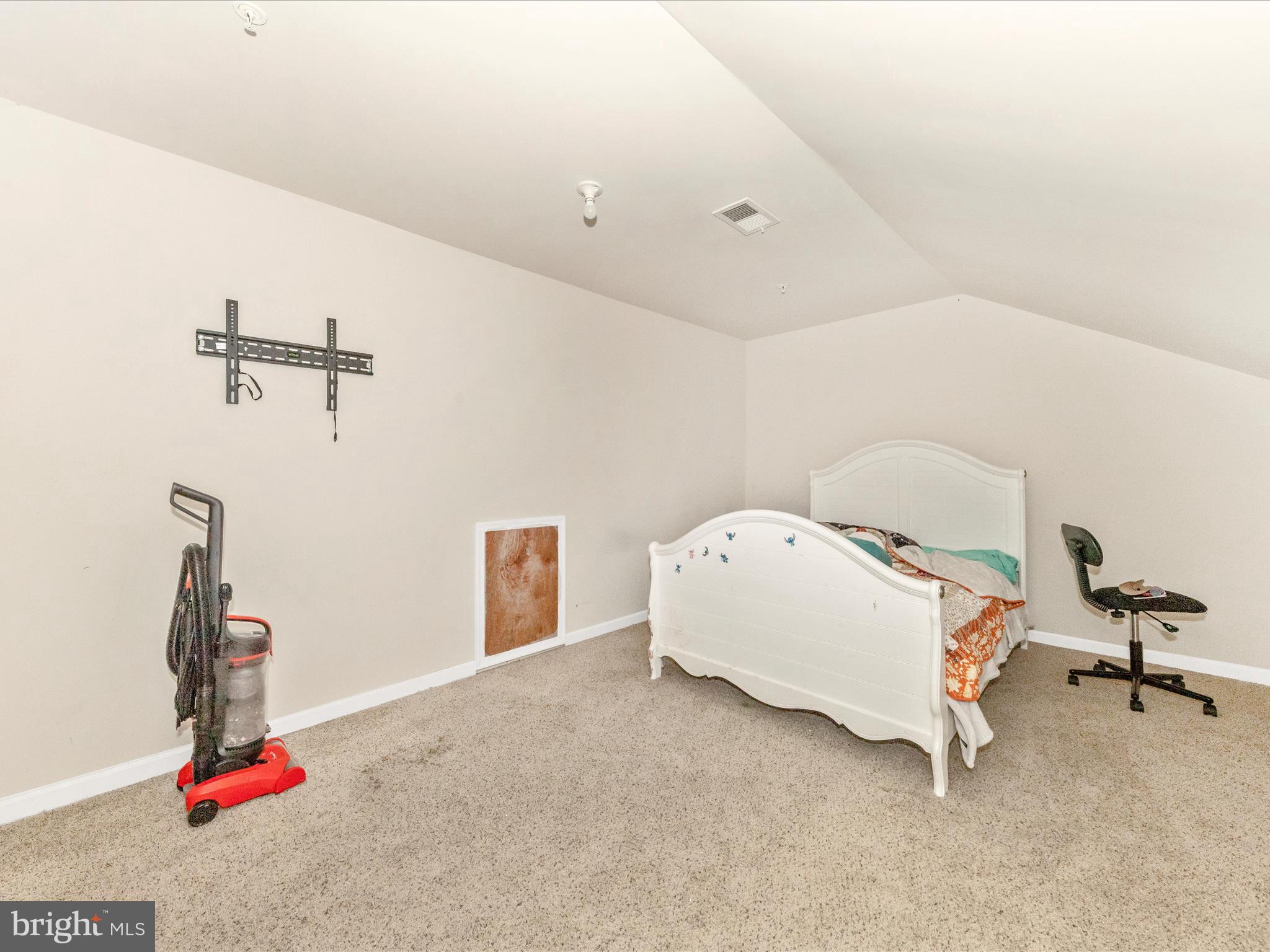 ROSEWOOD VILLAGE - Residential