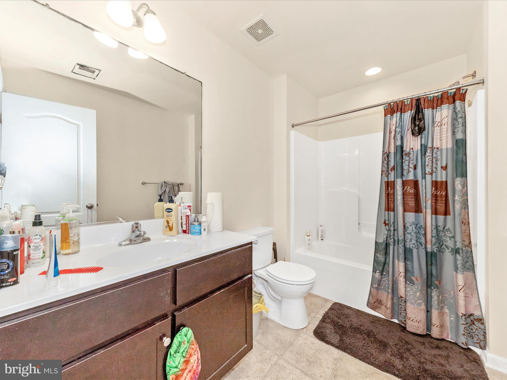 ROSEWOOD VILLAGE - Residential