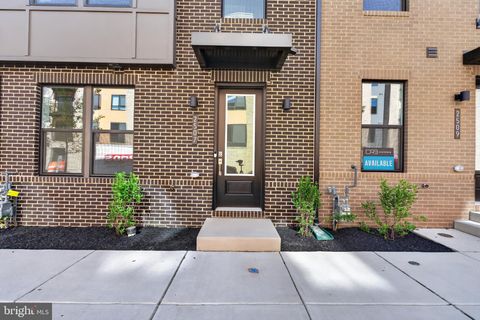 Townhouse For Rent - 2507 Light Street<br/> BALTIMORE, MD 21230