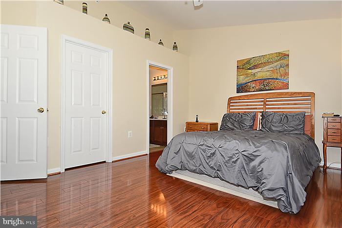 MARKET CENTER CONDOMINIUM - Residential Lease