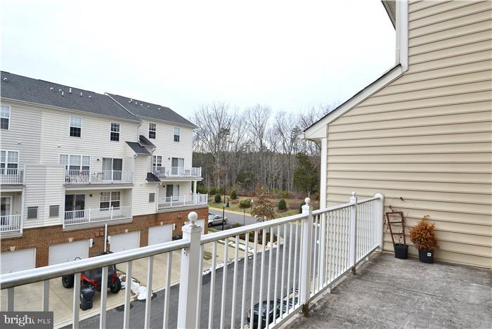 MARKET CENTER CONDOMINIUM - Residential Lease