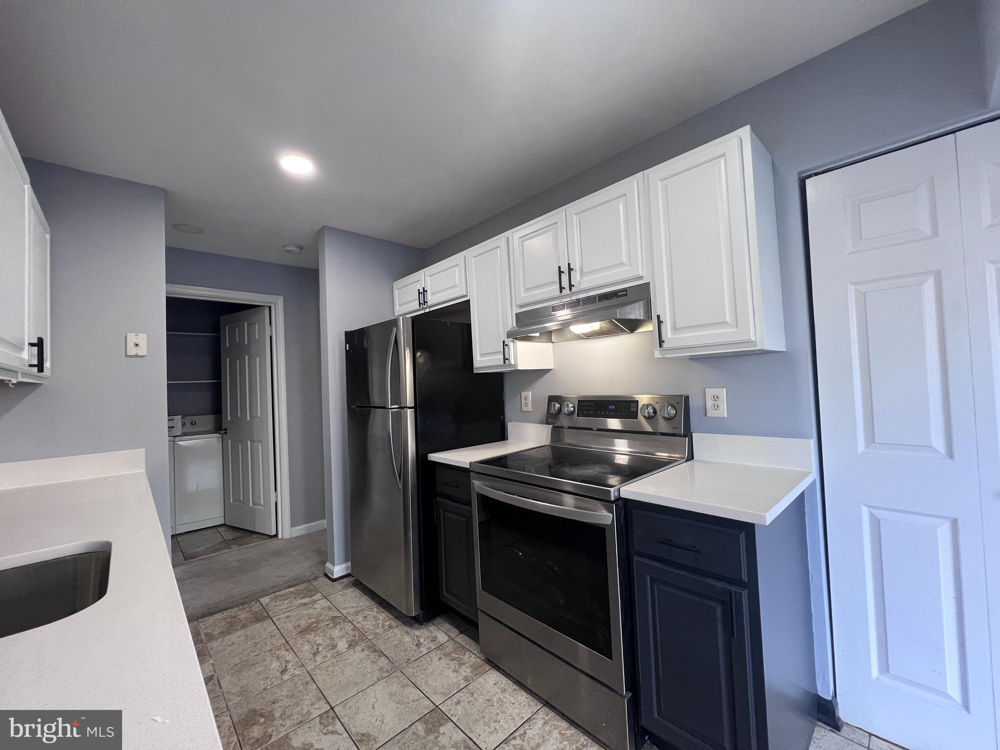 BATTERY HEIGHTS - Residential Lease