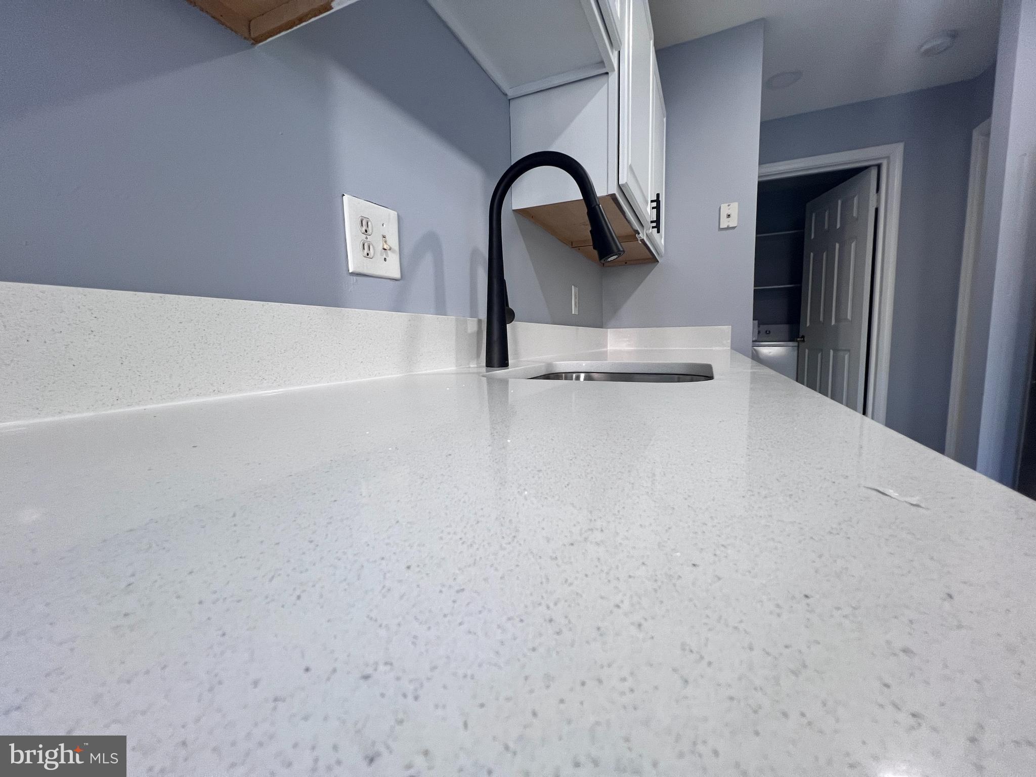 BATTERY HEIGHTS - Residential Lease