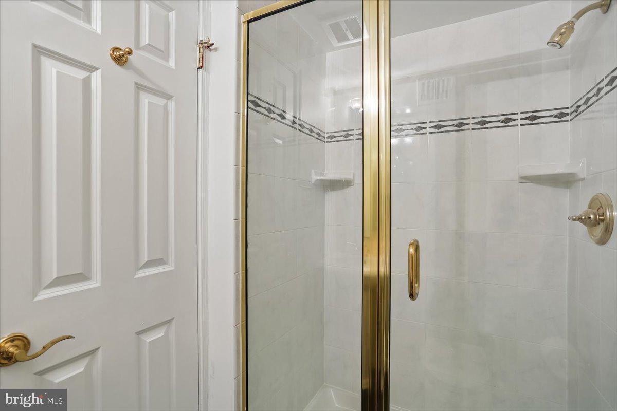 BEDFORDSHIRE - Residential