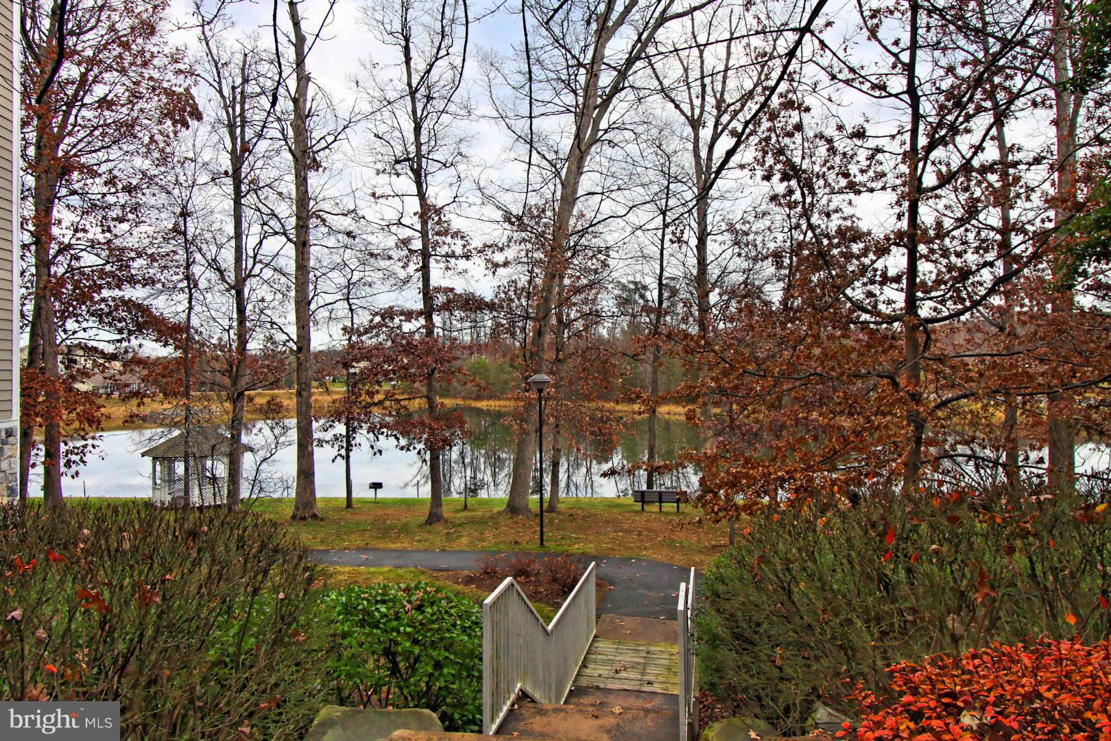 EDGEWATER AT TOWN CENTER - Residential