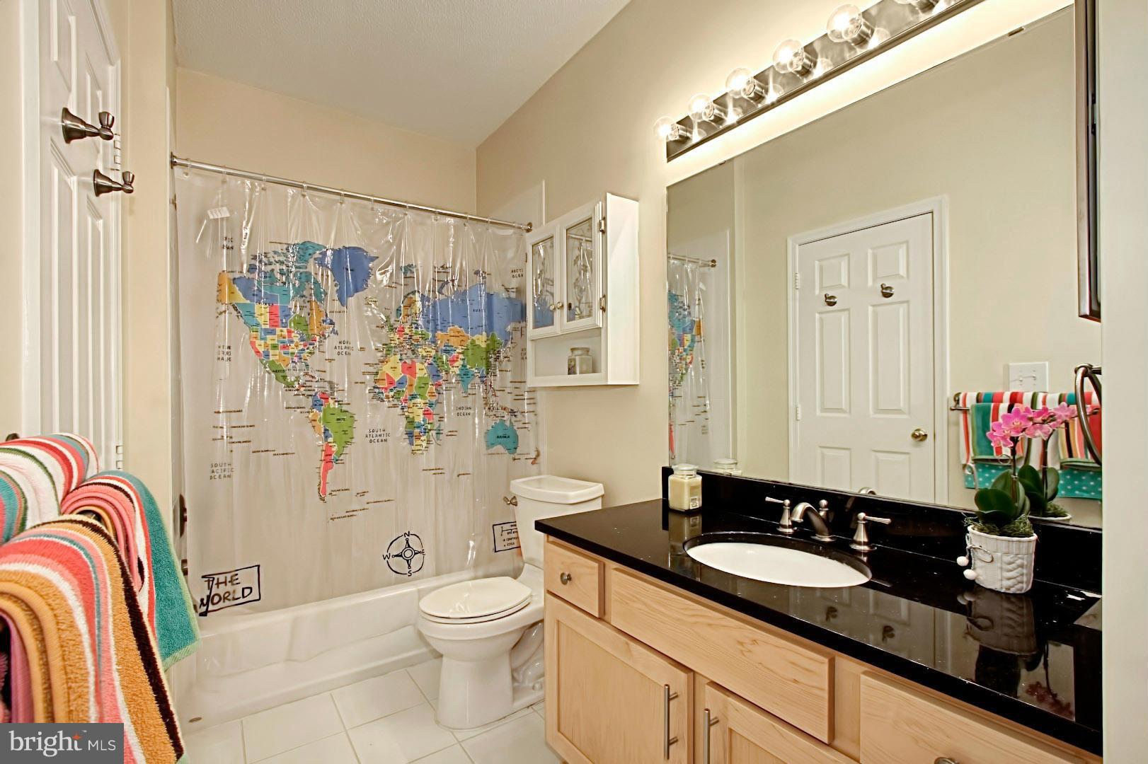 EDGEWATER AT TOWN CENTER - Residential