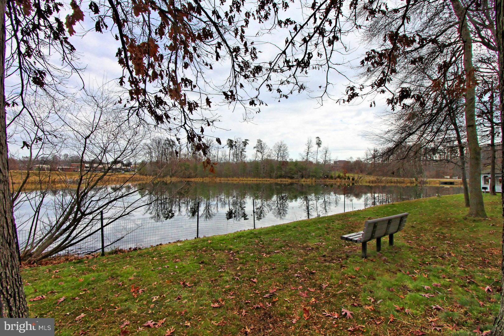 EDGEWATER AT TOWN CENTER - Residential