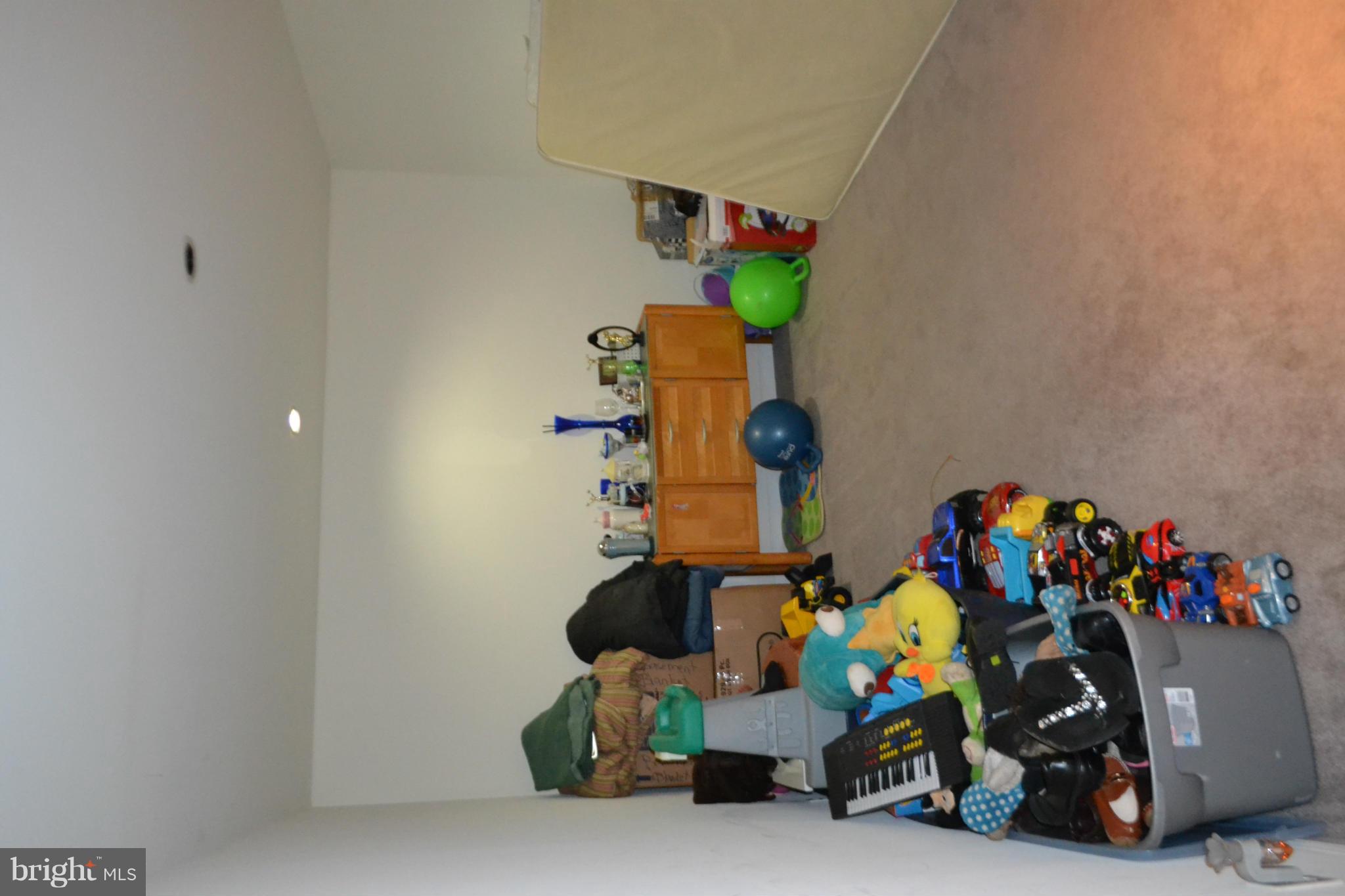 MONTCLAIR ST2 - Residential Lease