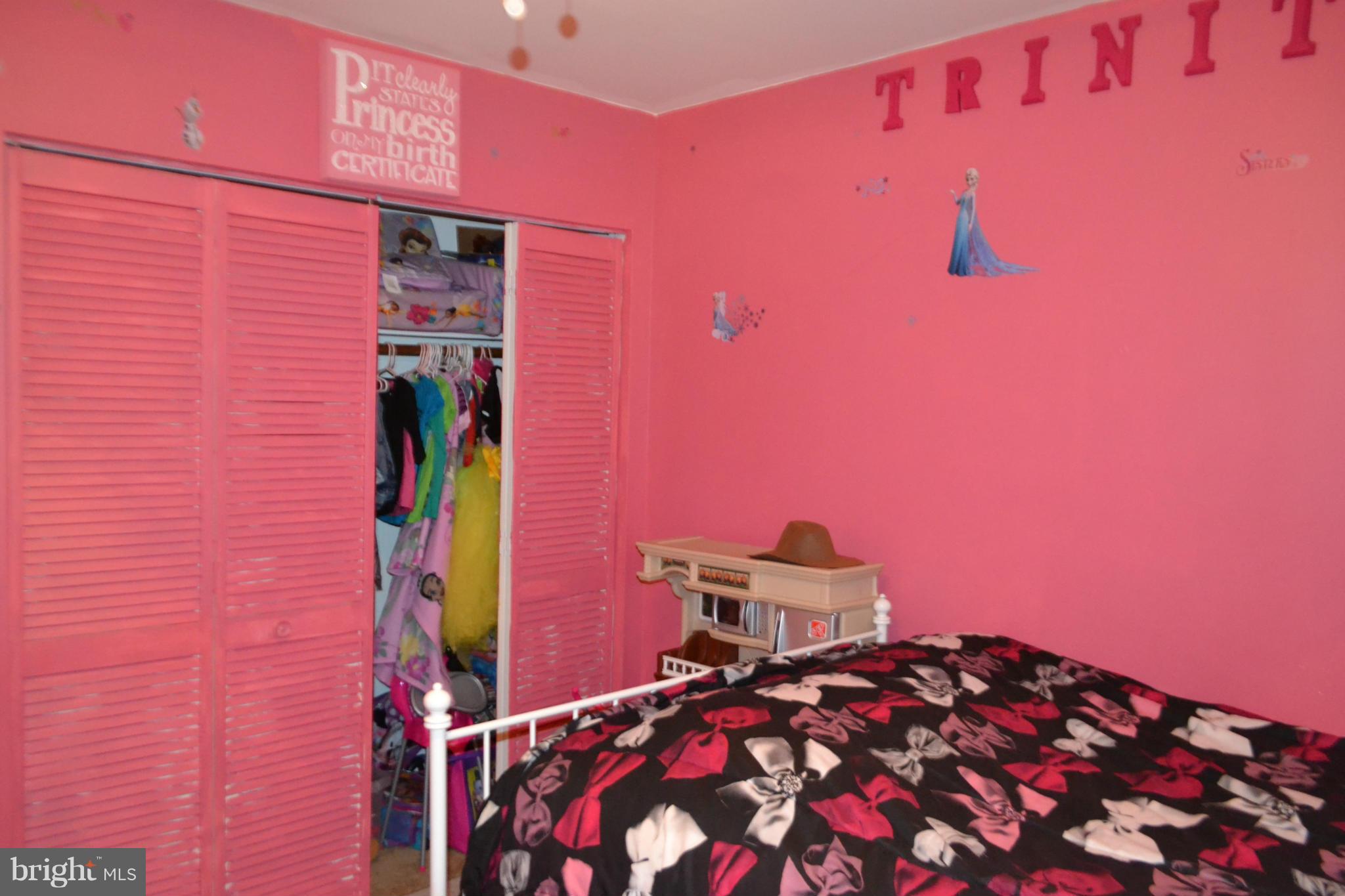 MONTCLAIR ST2 - Residential Lease