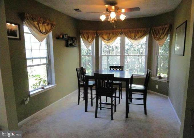 ST CHARLES SUB - HAMPSHIRE - Residential Lease