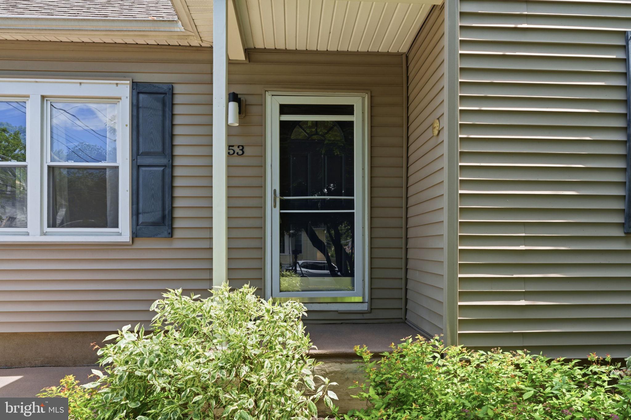 WILLOW GROVE - Residential