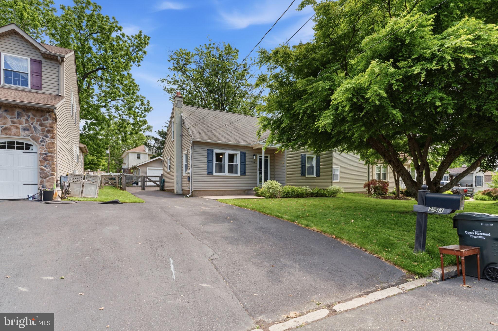 WILLOW GROVE - Residential