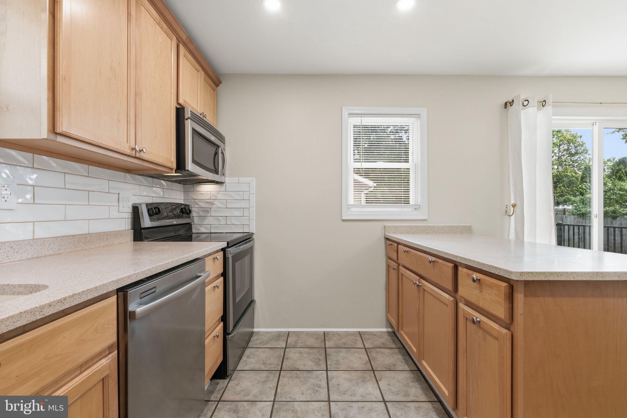 WILLOW GROVE - Residential