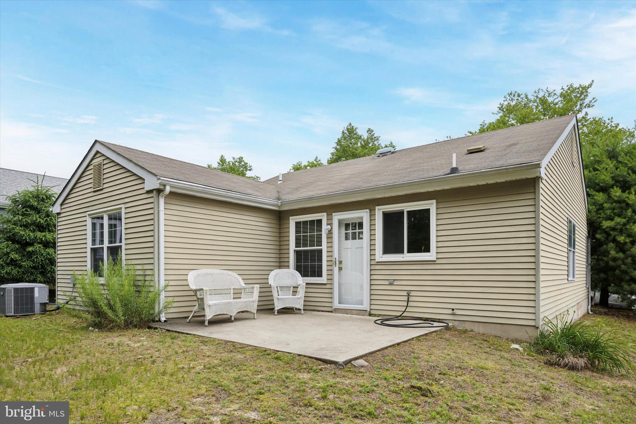 LEISURETOWNE - Residential