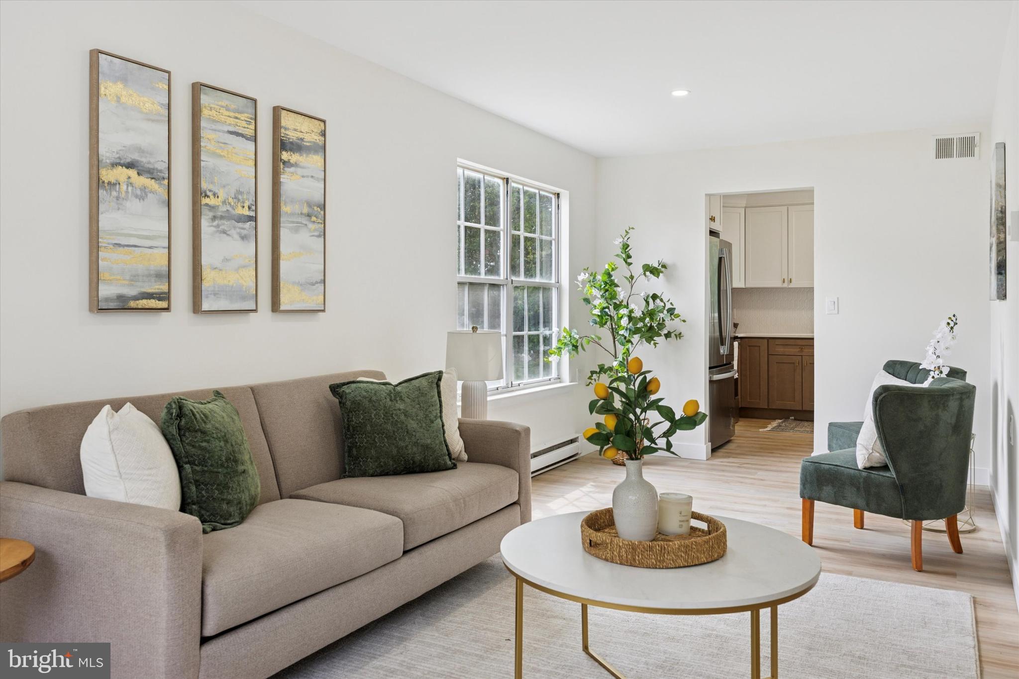 LEISURETOWNE - Residential