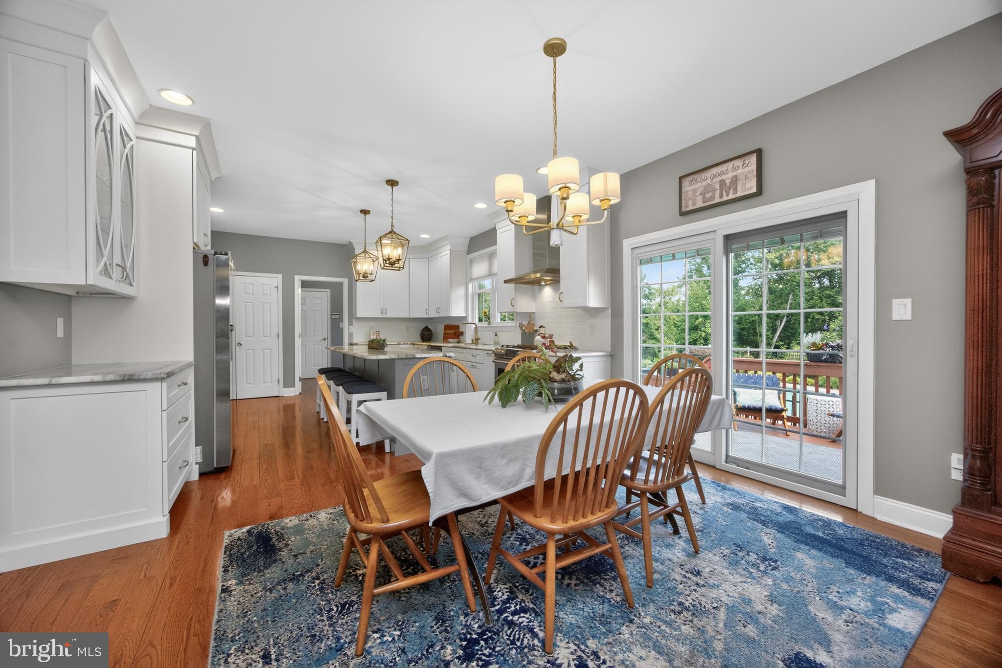 ASHLAND WOODS - Residential