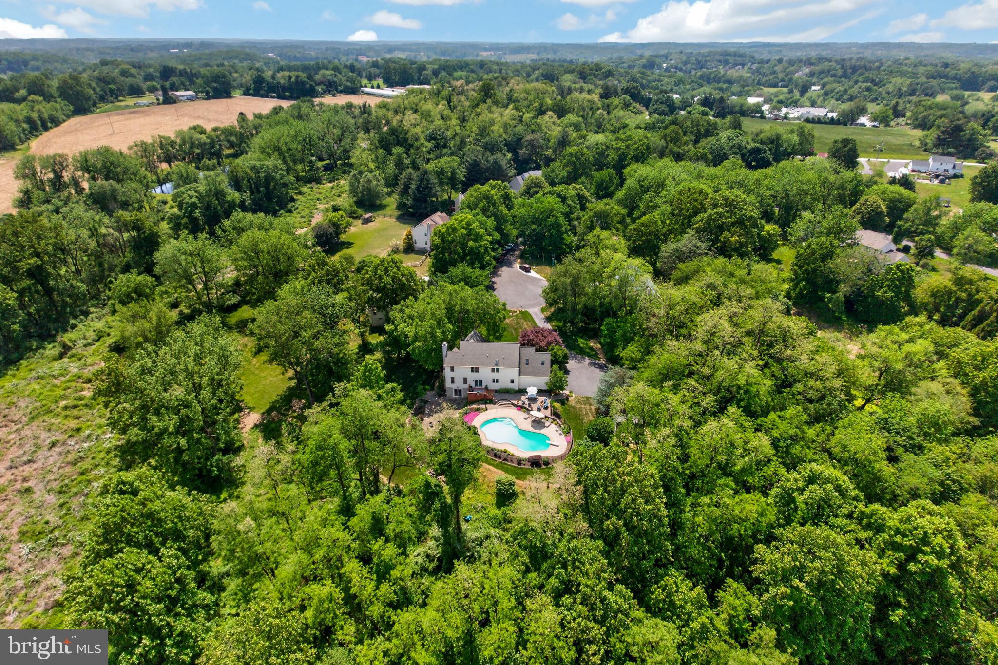 ASHLAND WOODS - Residential