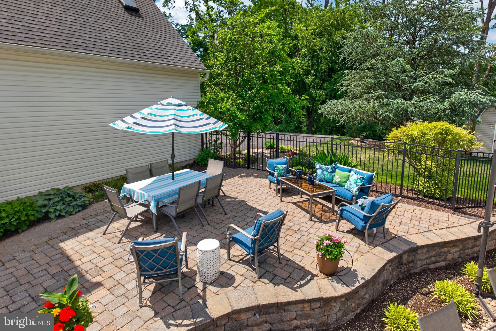 ASHLAND WOODS - Residential