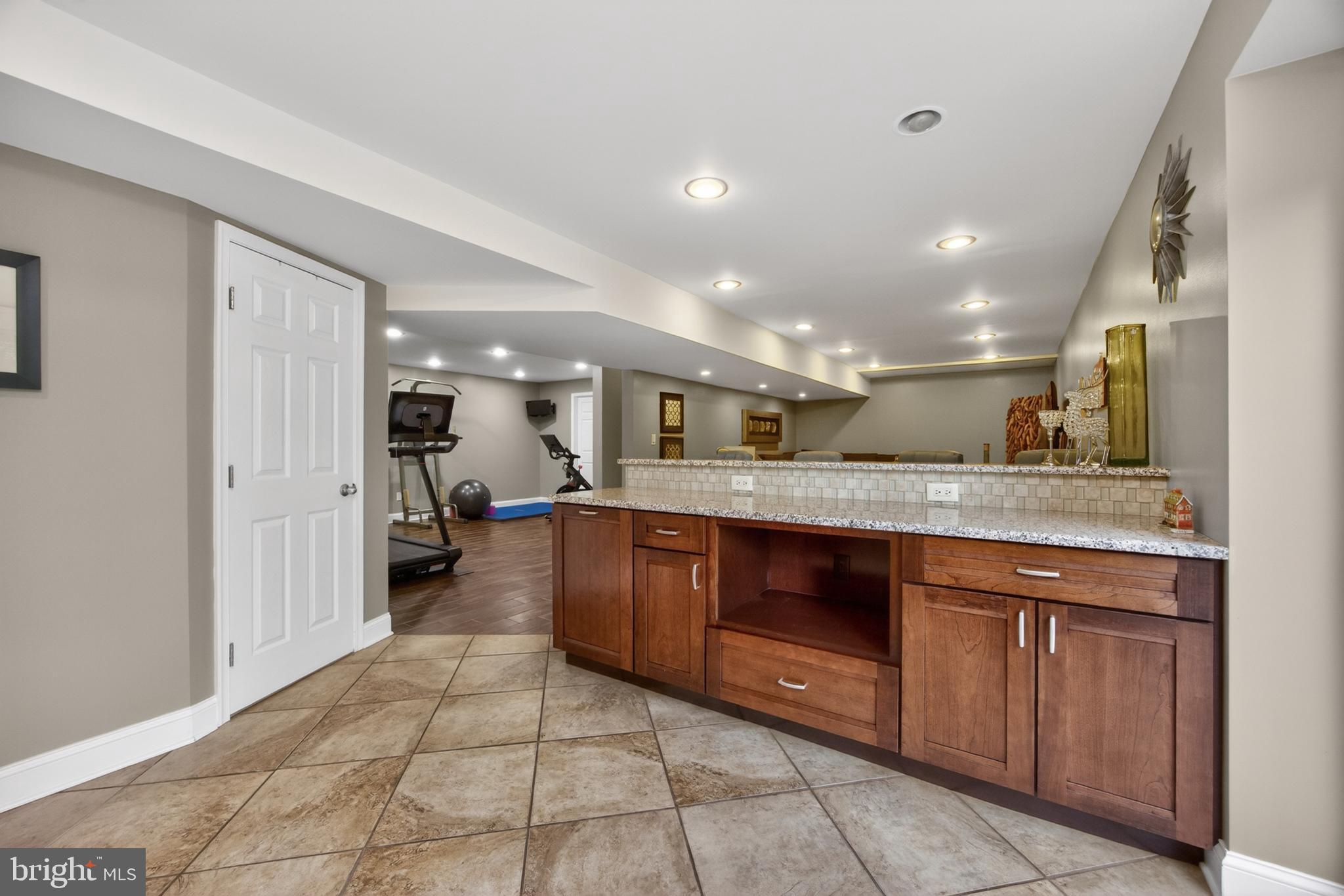 ASHLAND WOODS - Residential