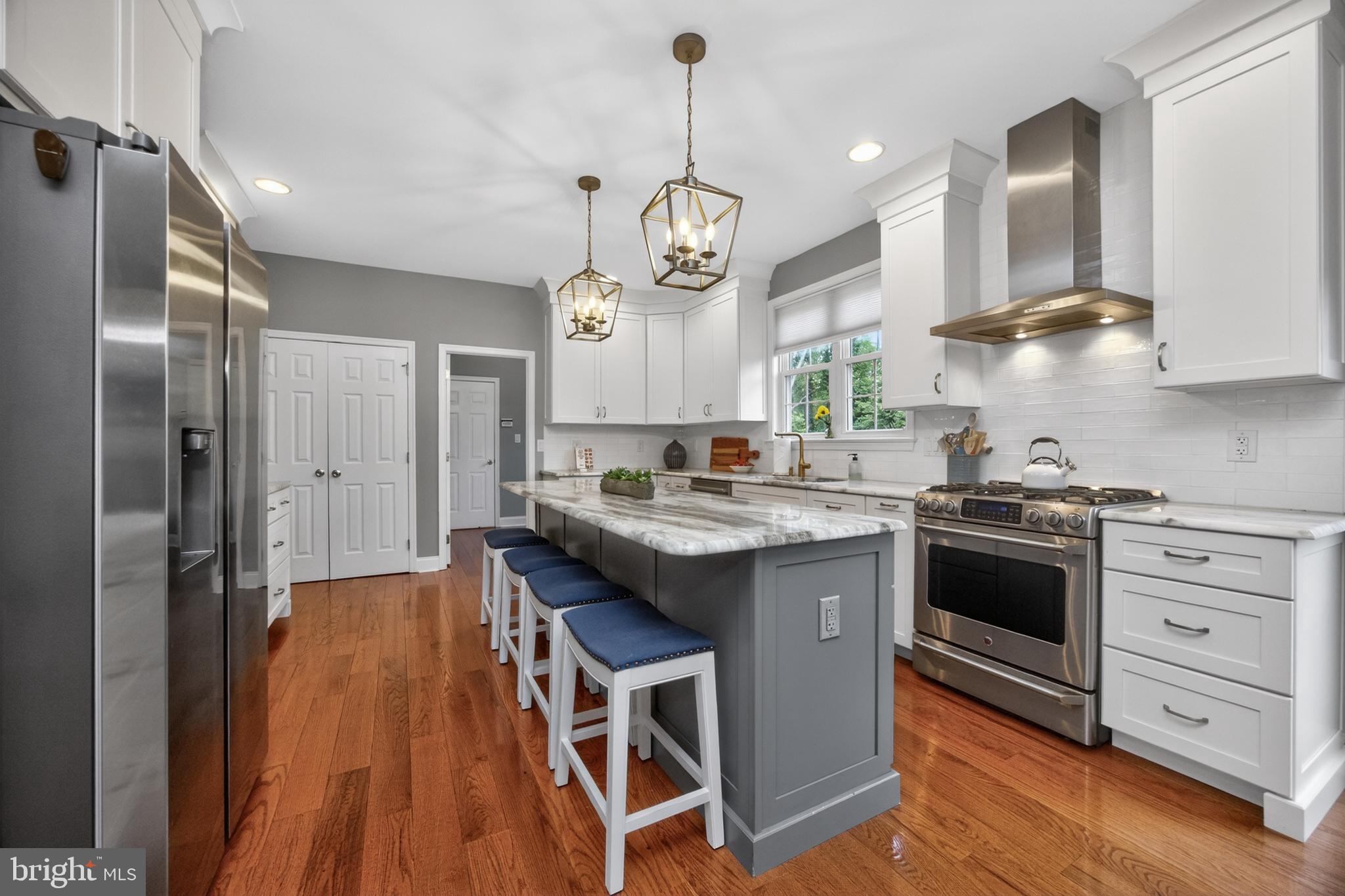 ASHLAND WOODS - Residential