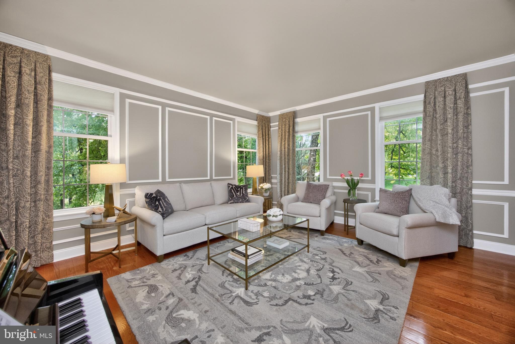 ASHLAND WOODS - Residential