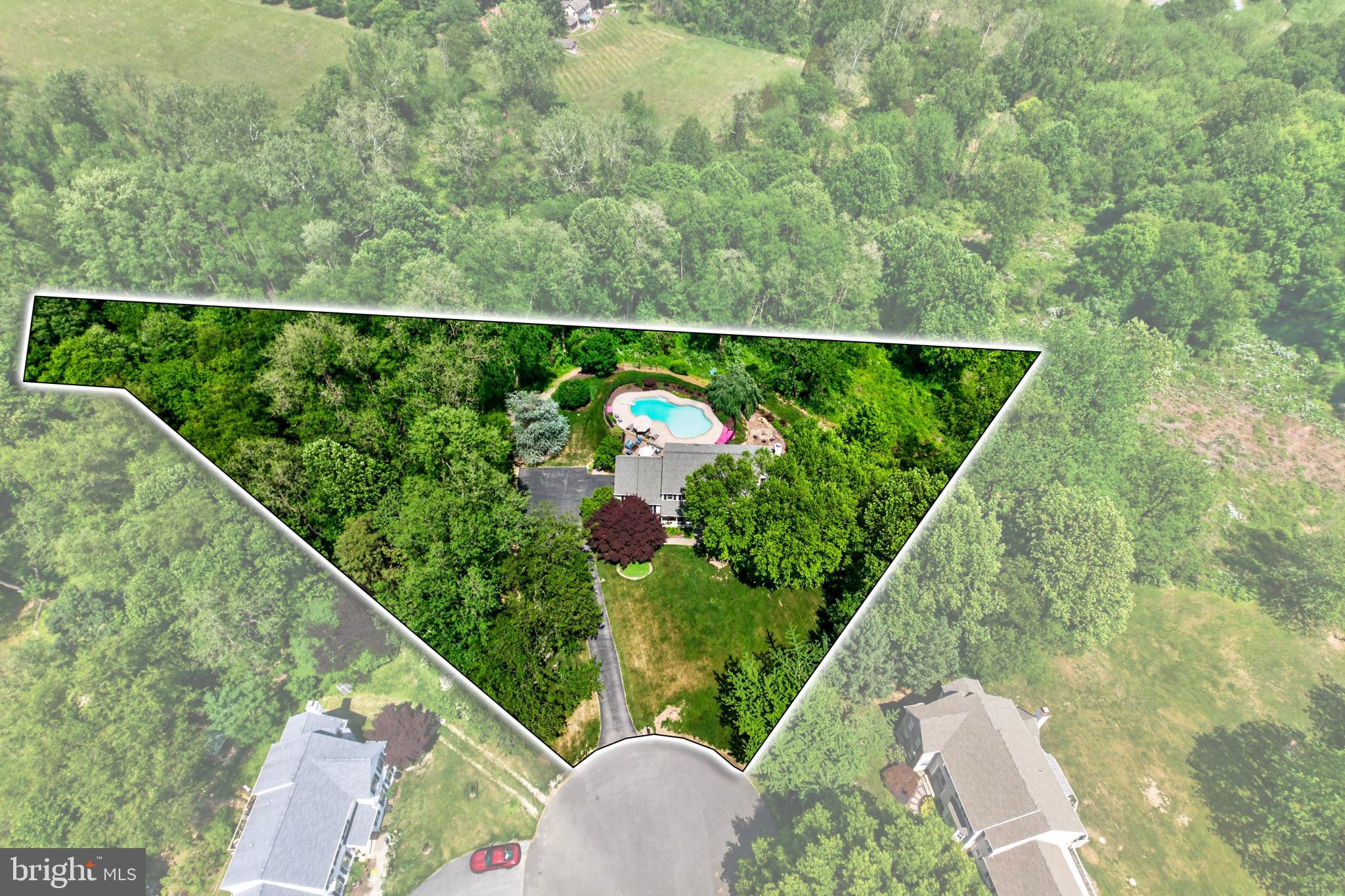 ASHLAND WOODS - Residential