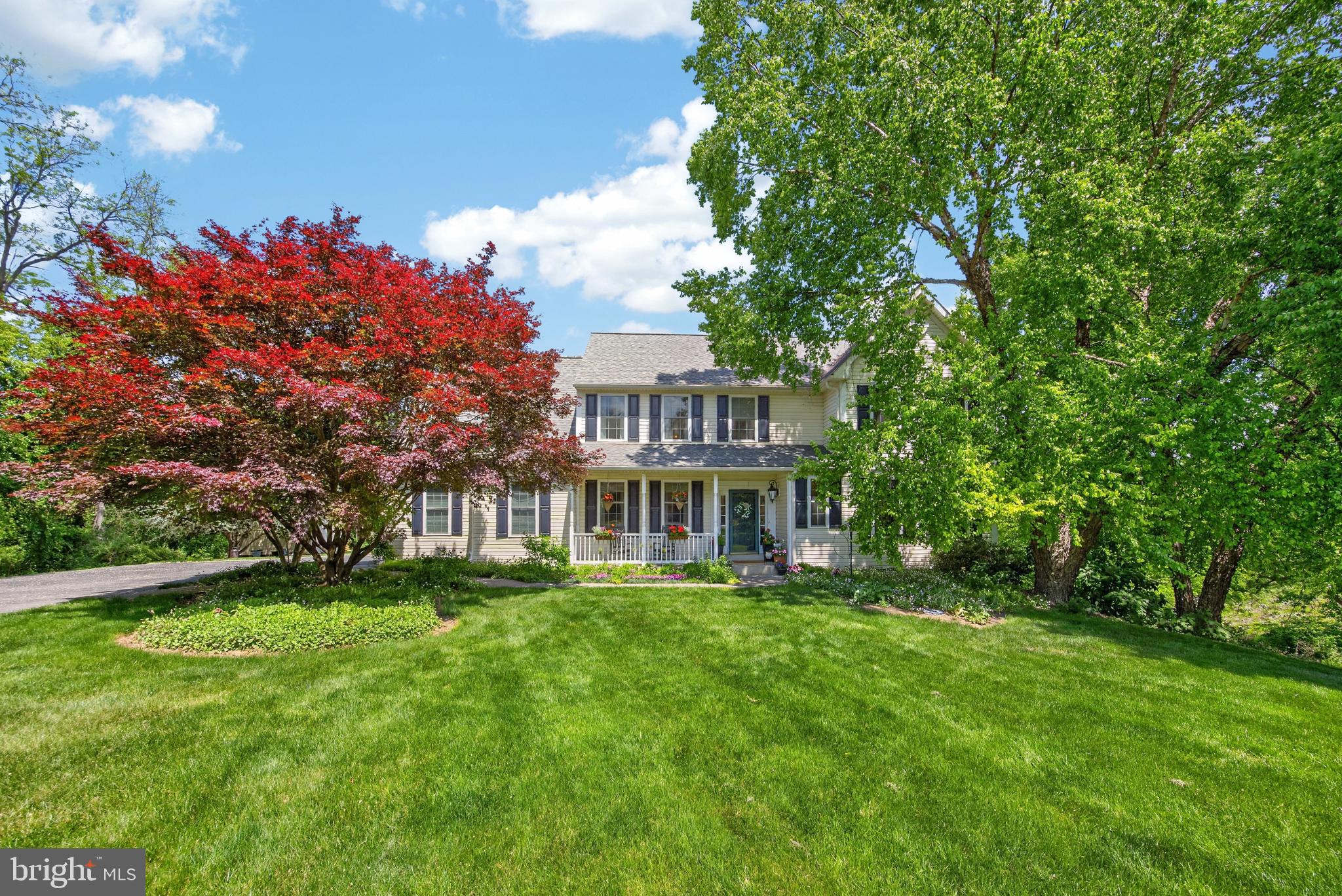 ASHLAND WOODS - Residential