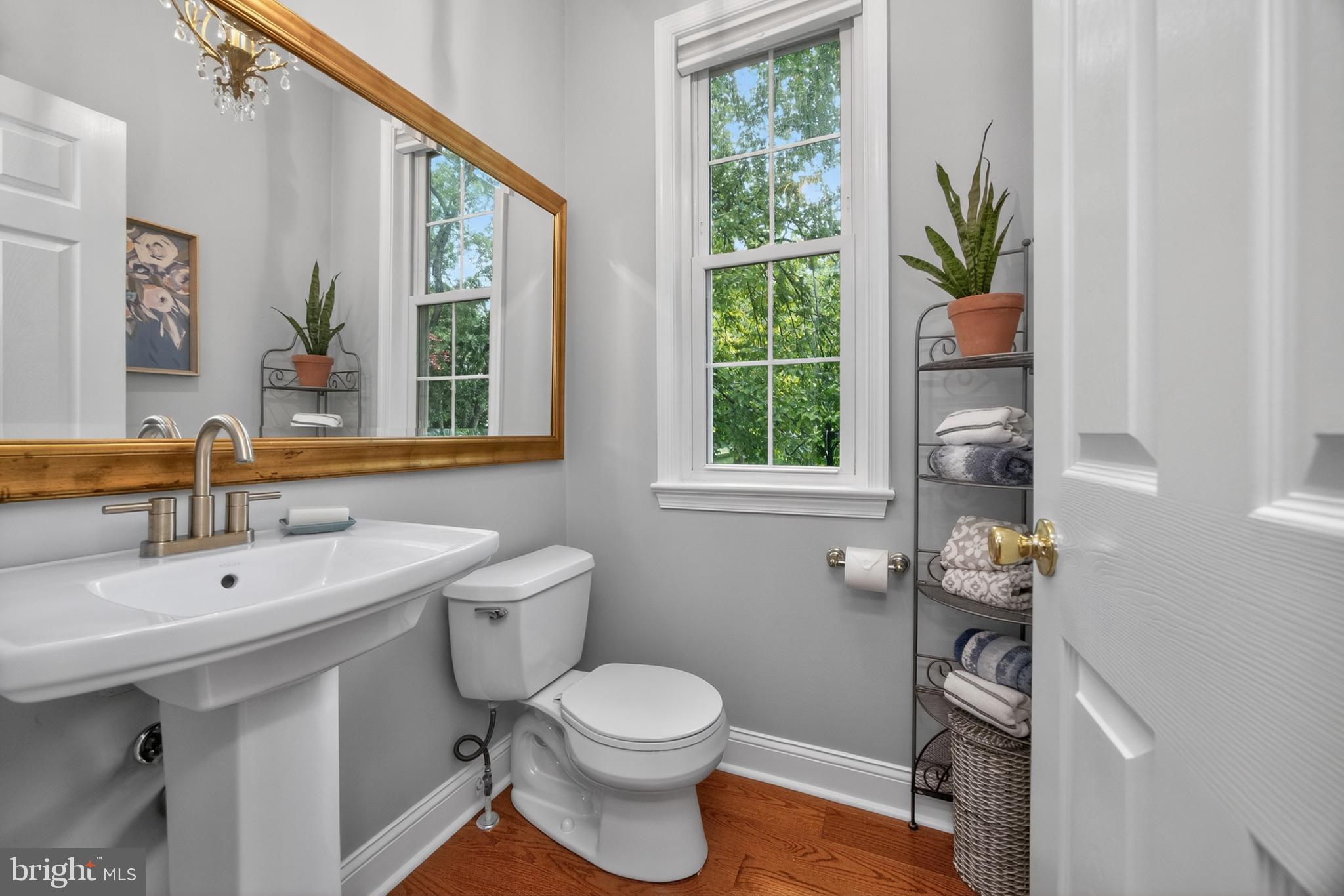 ASHLAND WOODS - Residential