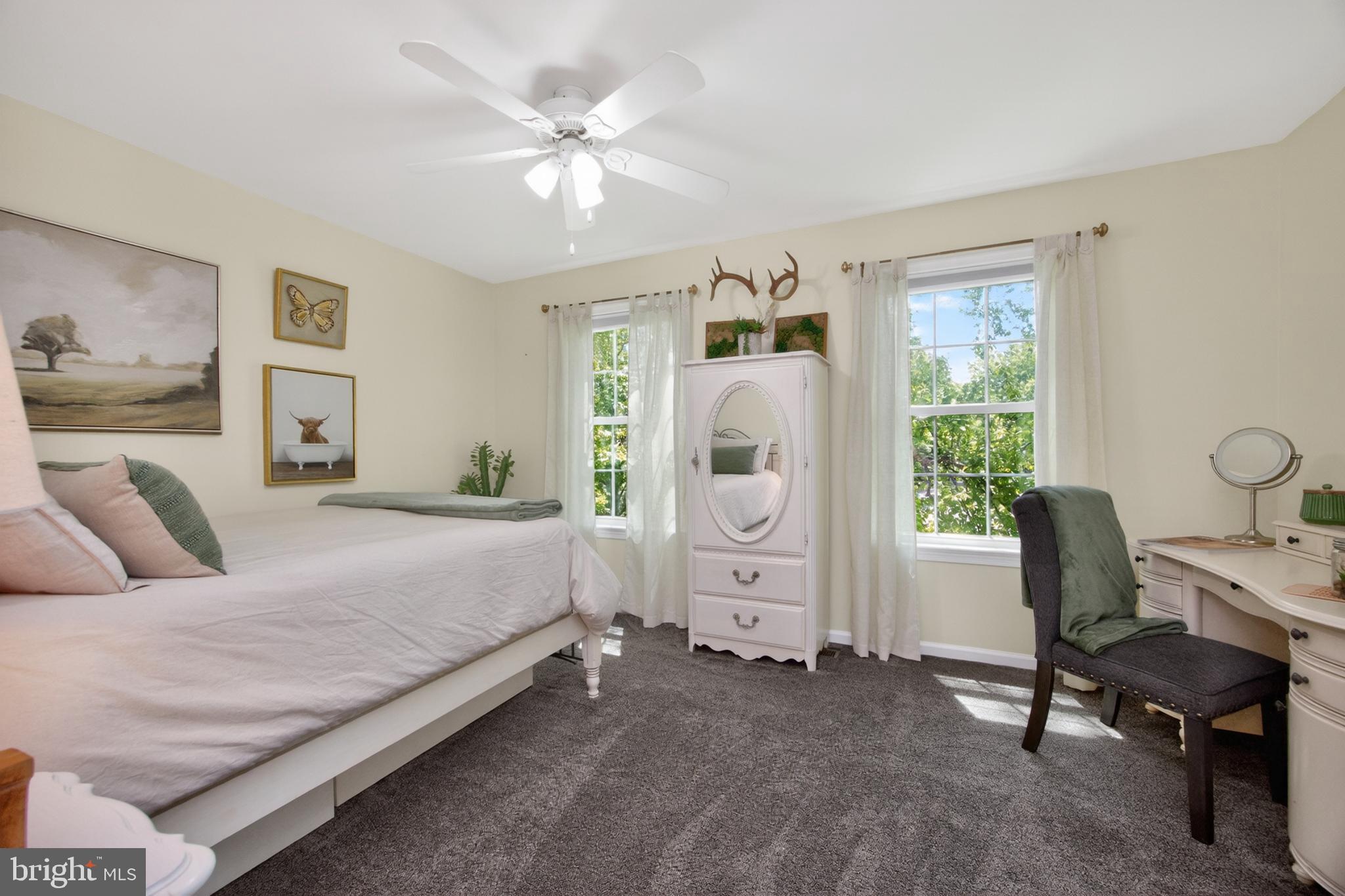 ASHLAND WOODS - Residential