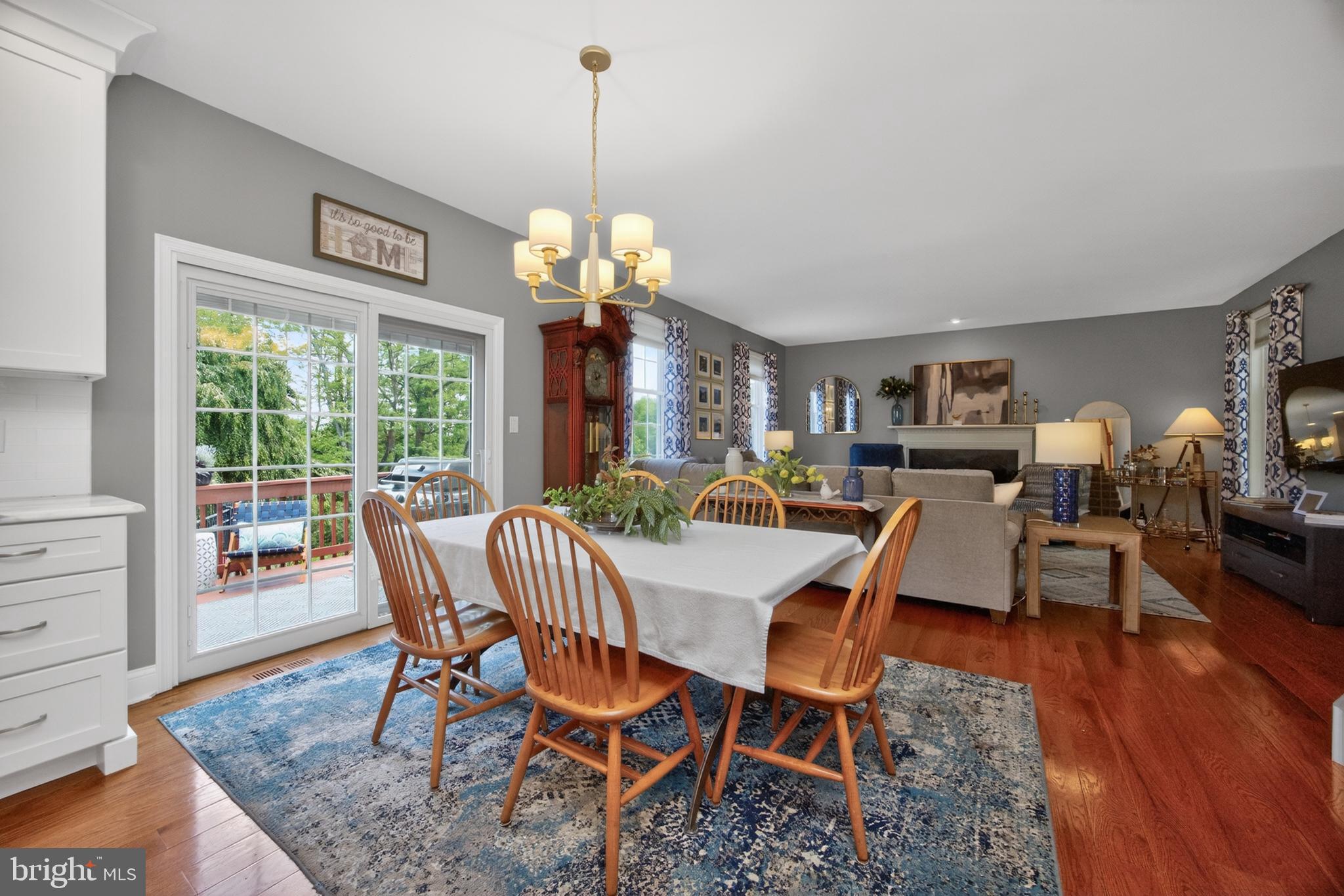 ASHLAND WOODS - Residential