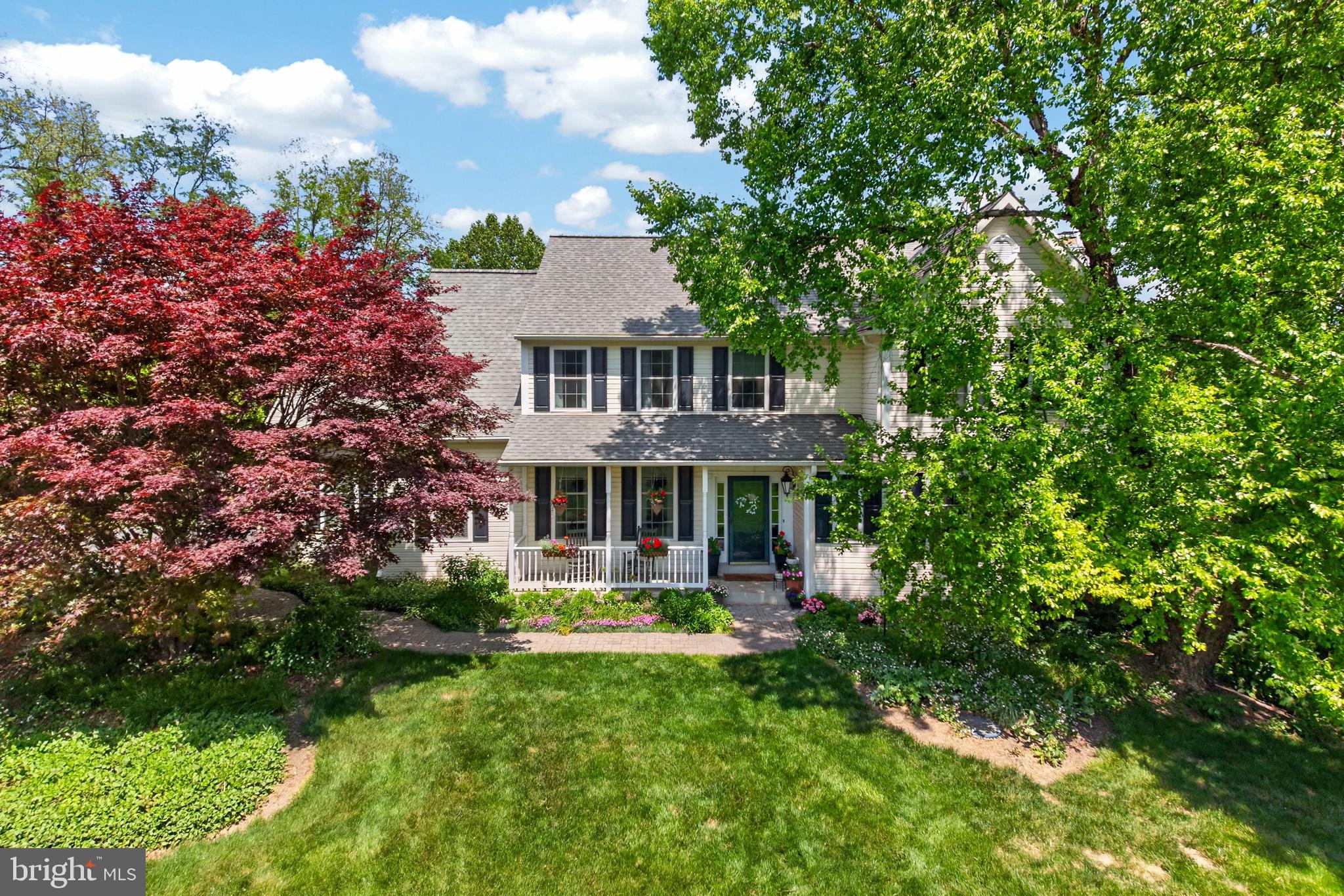 ASHLAND WOODS - Residential