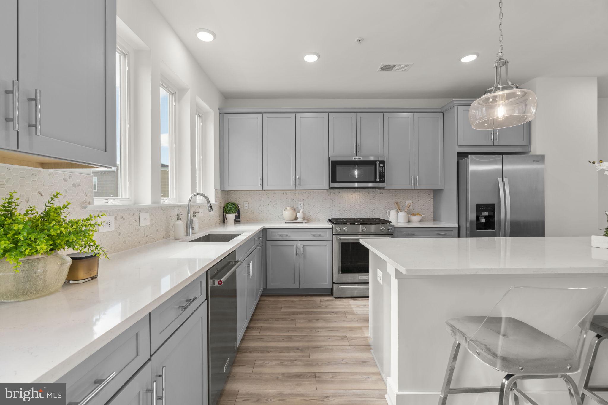 CABIN BRANCH - Residential