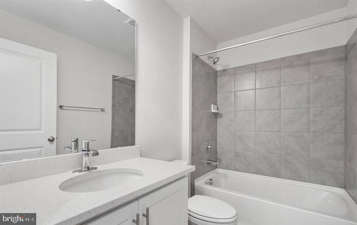 WOODYARD STATION - Residential Lease