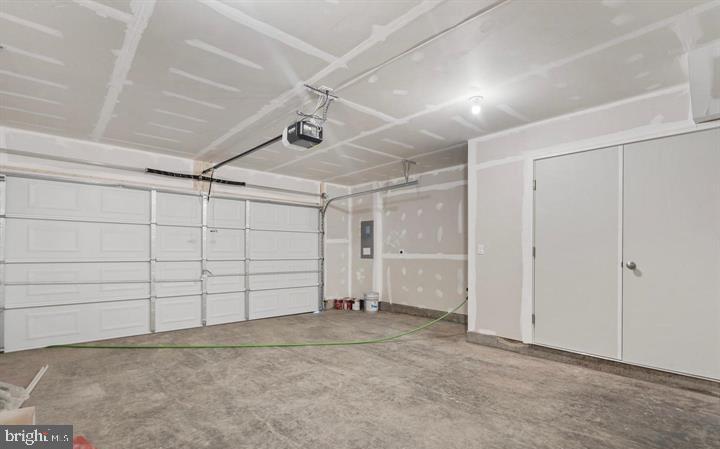 WOODYARD STATION - Residential Lease