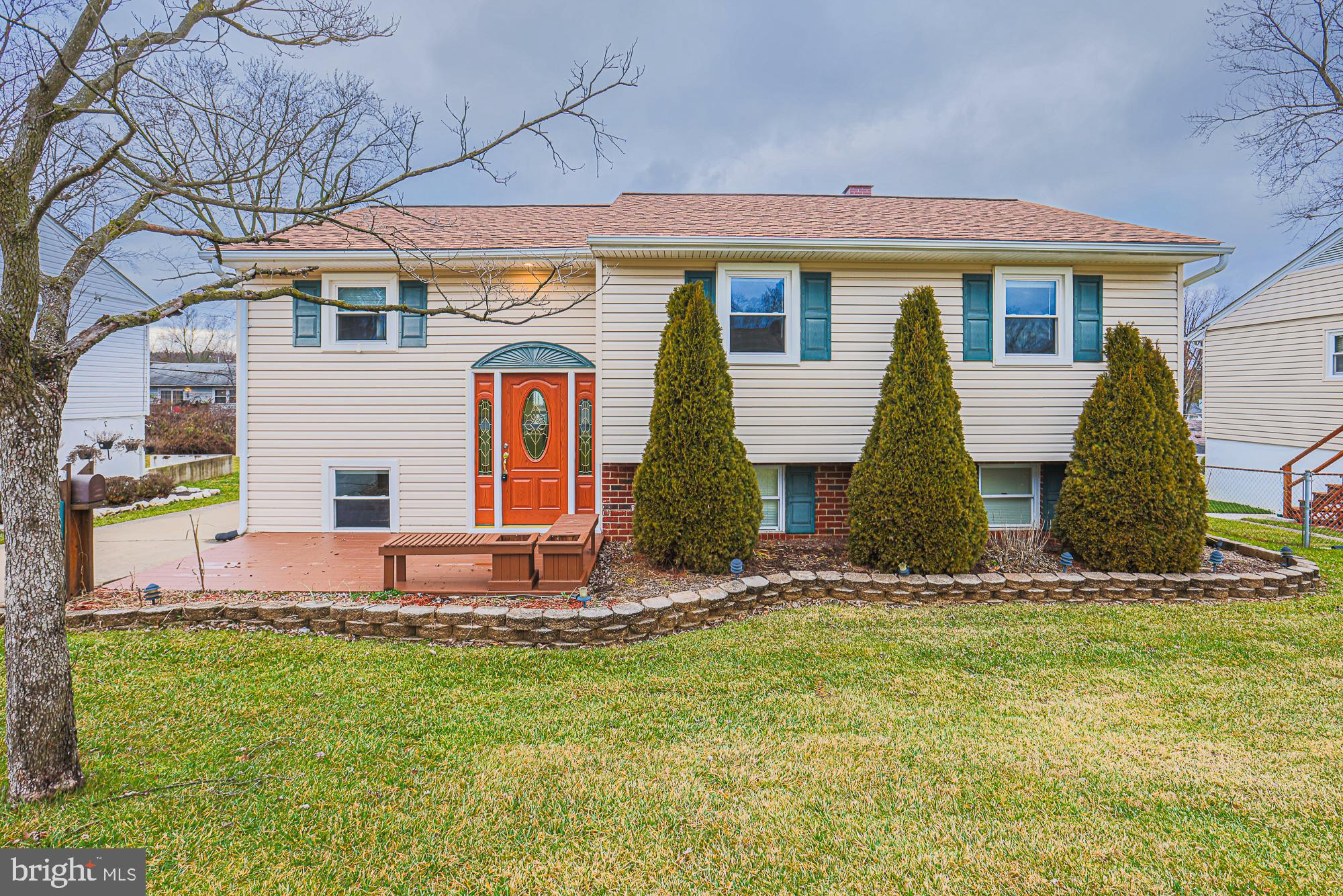 SUBURBIA - Residential