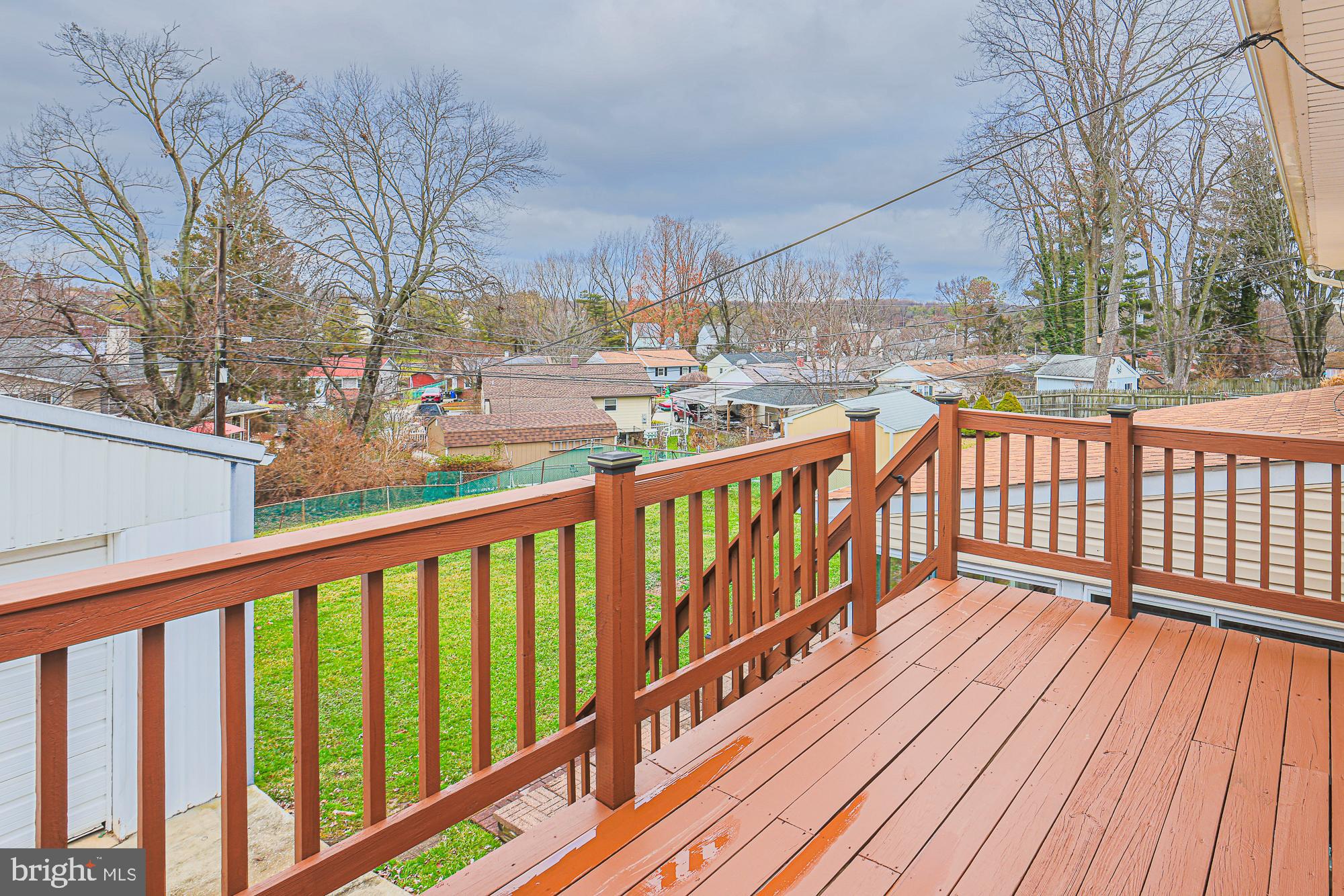 SUBURBIA - Residential